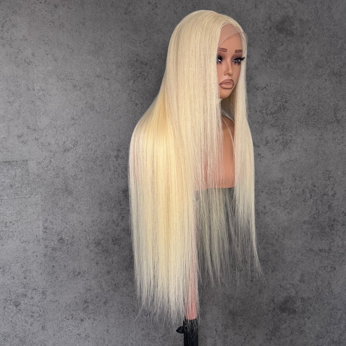 28 Inch Straight Blonde